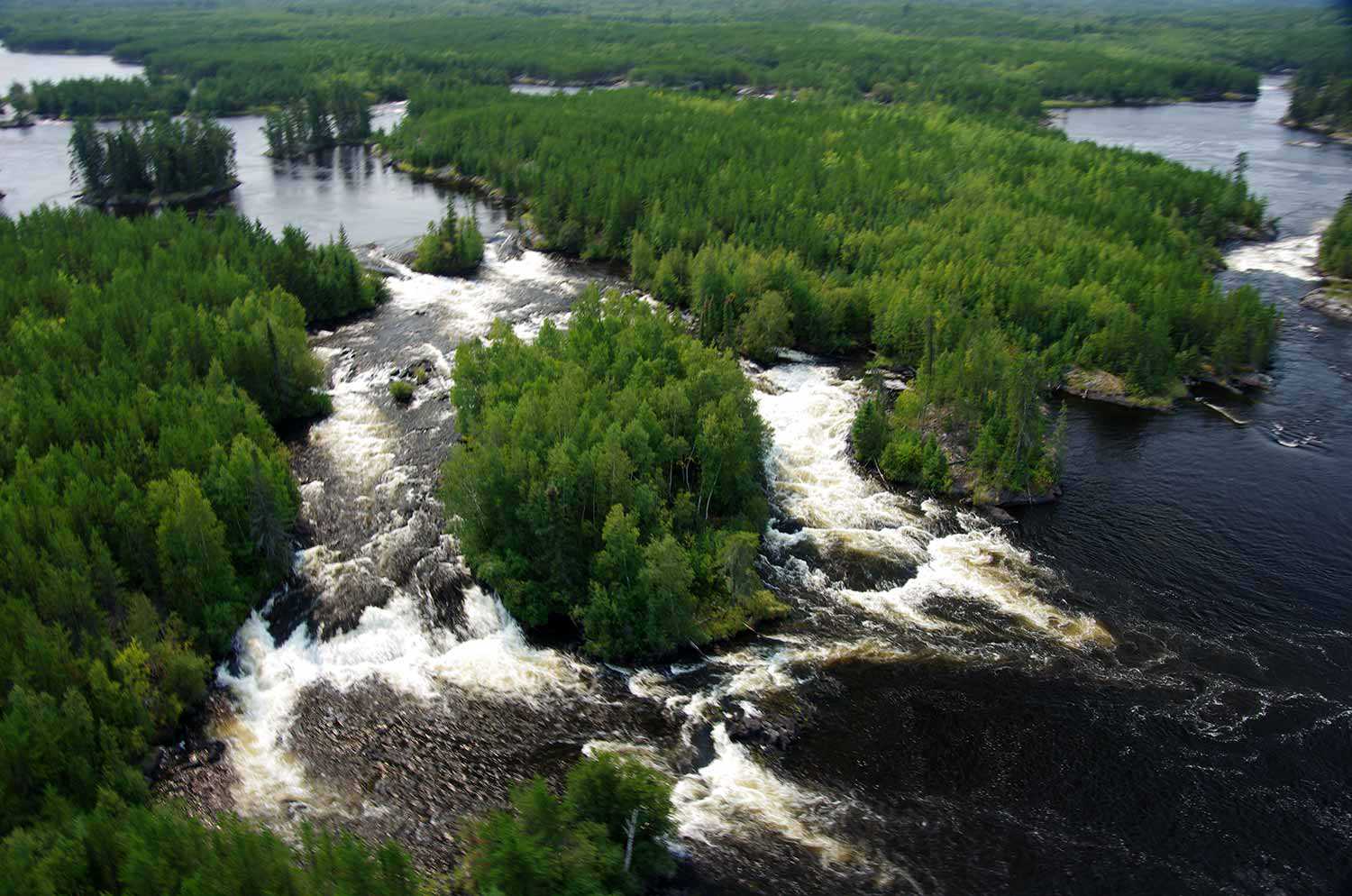 Four major rivers with numerous falls and rapids flow across the site. (Photo: Pimachiowin Aki Corporation)